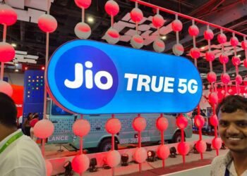 Reliance Jio’s New Offer: Free JioHotstar, 15GB Data for Rs 195