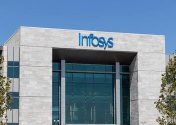 Infosys shares crashed to 5 year low, should you hold or sell?