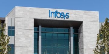Infosys shares crashed to 5 year low, should you hold or sell?