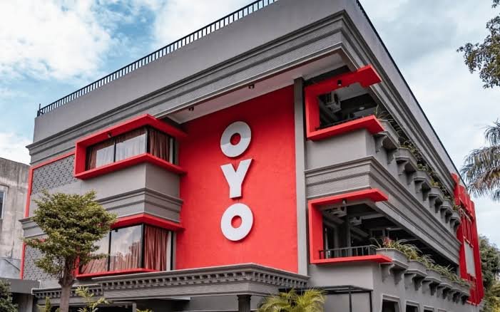 OYO parent reports profit by accounting before IPO