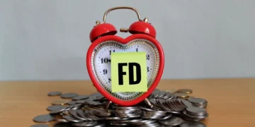 RBI is planning to offer 100% insurance for senior citizens FD