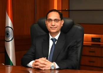 SEBI chairman promises quick resolution of CAS trading issues