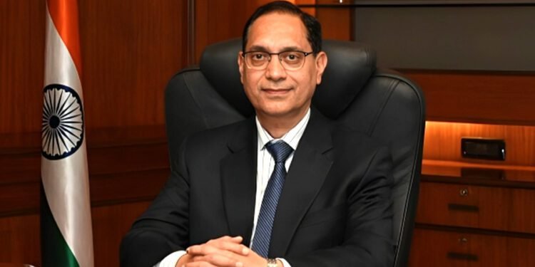 SEBI chairman promises quick resolution of CAS trading issues