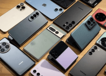 India announces ₹62,500 crore scheme for phone makers