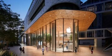 Apple achieves record $10 billion sales in India