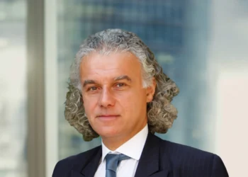 Gold may hit $10000 as AI risks rise globally says chris wood