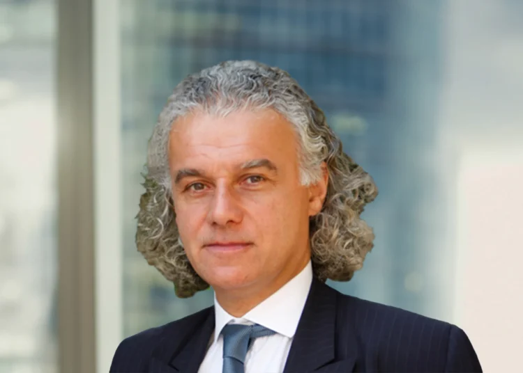 Gold may hit $10000 as AI risks rise globally says chris wood