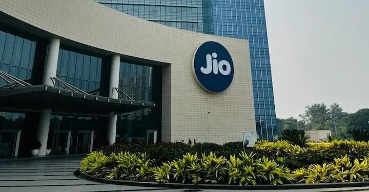 Reliance Jio confirms IPO dates for record ₹30,000 crore issue