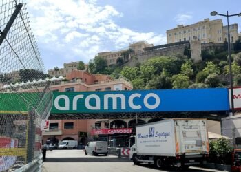 Aramco says less than 10% oil stocks accessible globally